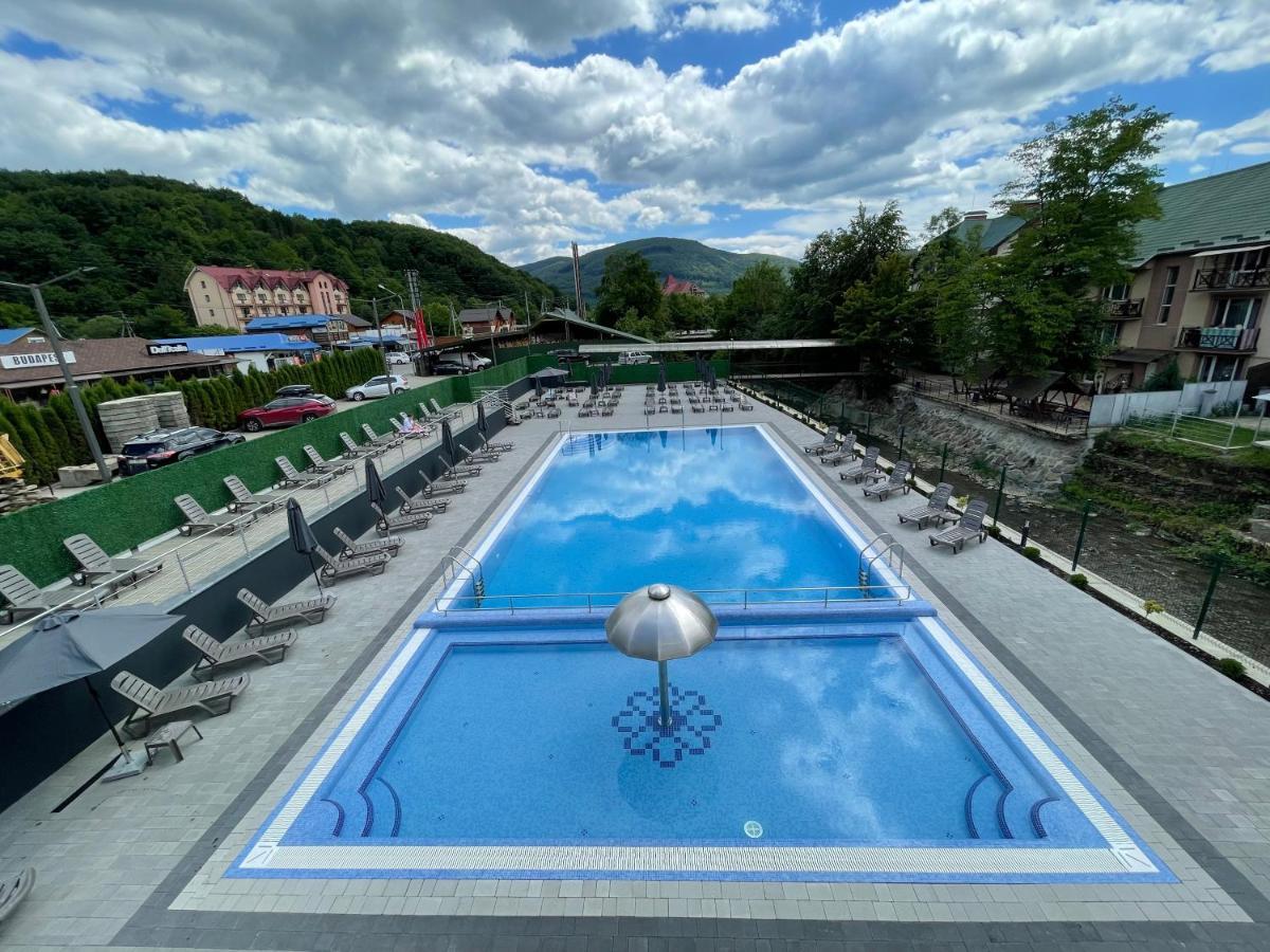 Lileya Hotel Polyana  Zewnętrze zdjęcie